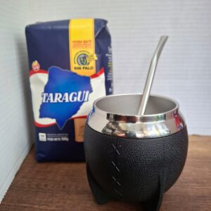 COMBO MATE TORPEDO NEGRO AFUERA  ACERO POR DENTRO + BOMBILLA + YERBA MEDIO KILO TAZUL