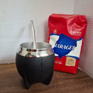 COMBO MATE TORPEDO NEGRO AFUERA  ACERO POR DENTRO + BOMBILLA + YERBA MEDIO KILO TROJA
