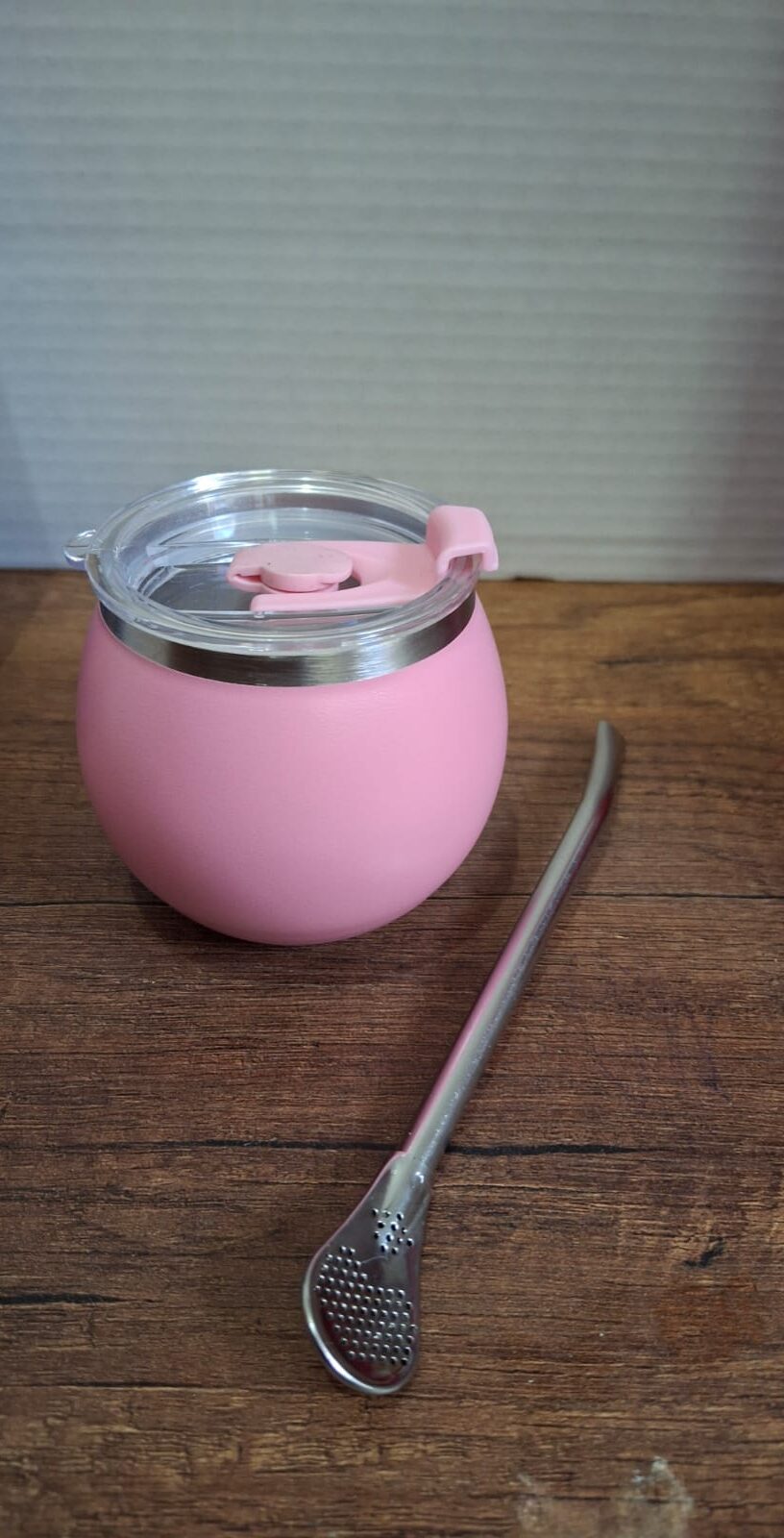 MATE ROSADO ACERO Y TAPA + BOMBILLA - Imagen 2